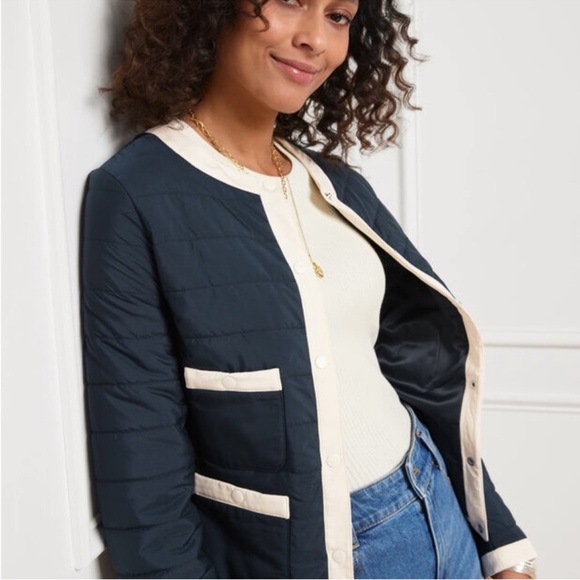 Talbots Jackets & Blazers - NWT Talbots Women's Navy and Ivory Quilted Jacket - Size Large